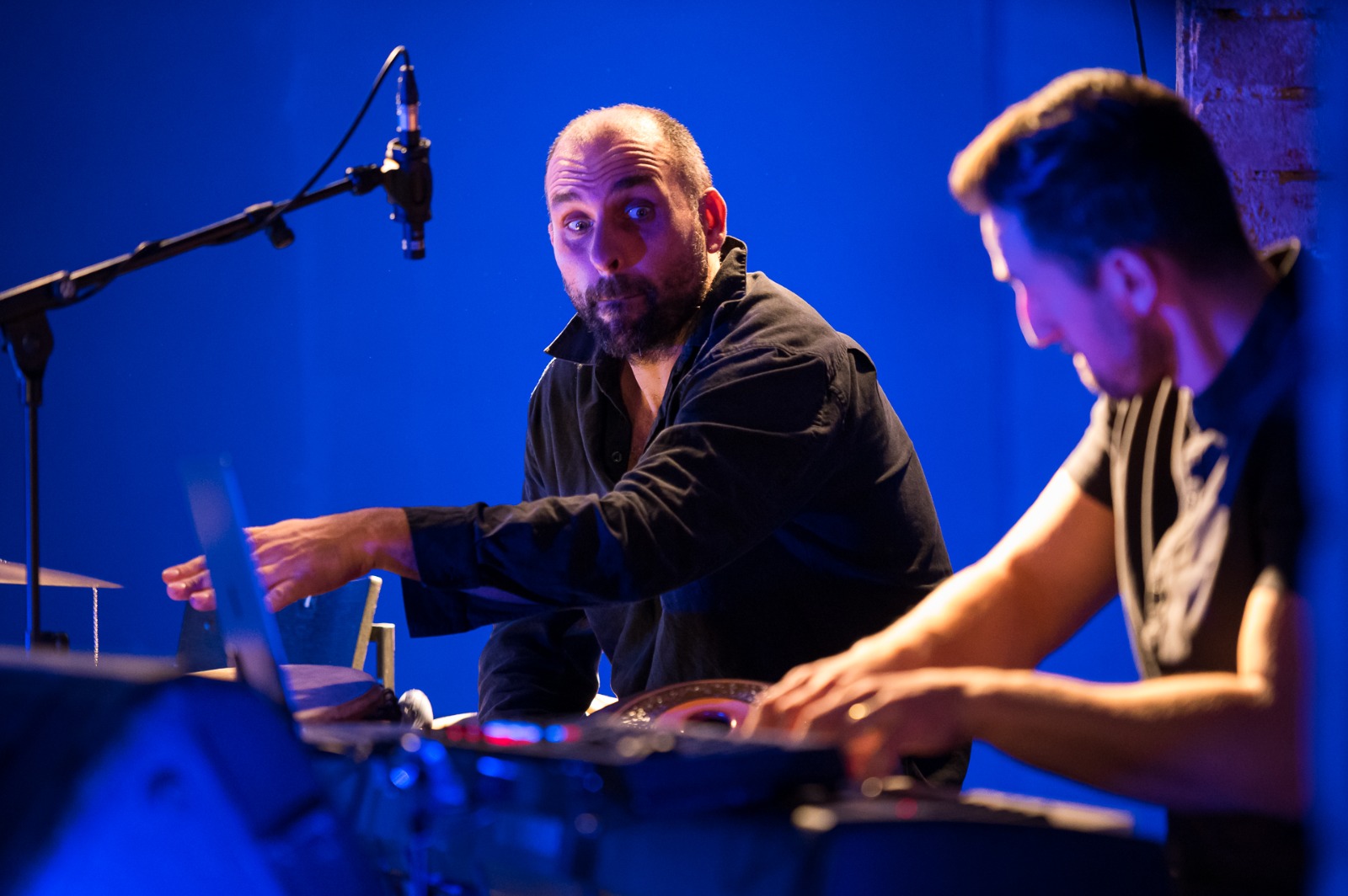 Sozvočja sveta: Duo Harmelogic